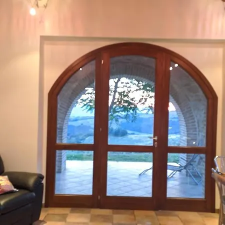 Casa Nella Campagna Umbra Ferienhaus